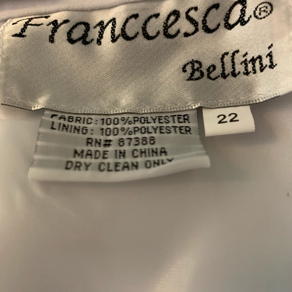 Skirt and shirt - Picture 6 of 6